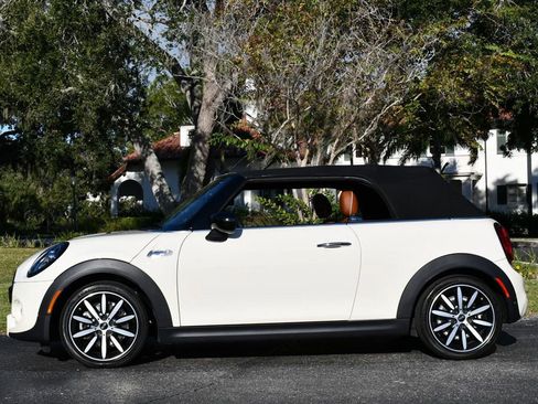 Used 2021 MINI Cooper S image 33
