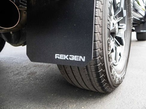 Certified 2020 Toyota Tacoma TRD Off-Road image 8