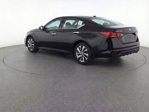 Used 2023 Nissan Altima 2.5 S image 6