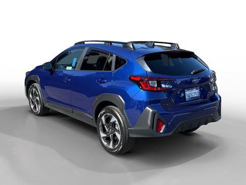 Used 2026 Subaru Crosstrek 2.5i Limited AWD/4WD image 3