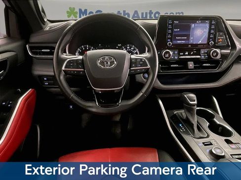 Used 2021 Toyota Highlander XSE AWD/4WD image 8