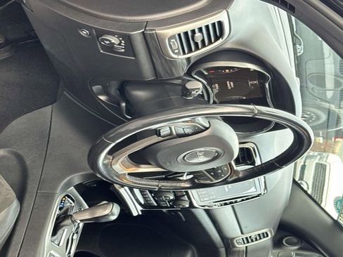 Used 2020 Jeep Grand Cherokee Laredo w/ Quick Order Package 2BN North image 26