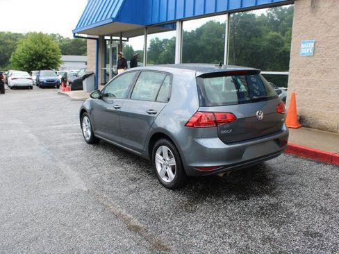 Used 2017 Volkswagen Golf Wolfsburg Edition FWD image 4