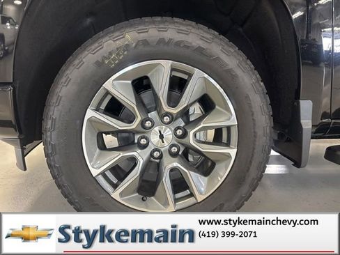 New 2026 Chevrolet Silverado 1500 RST w/ RST All Star Premium Package image 9