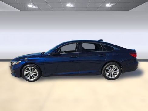 Used 2020 Honda Accord LX image 2