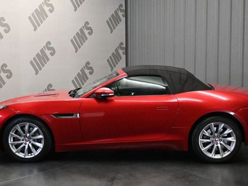 Used 2016 Jaguar F-TYPE Convertible RWD image 8