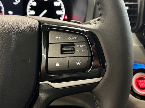 New 2026 Honda Odyssey Touring image 23