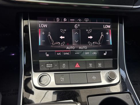 Used 2023 Audi Q8 Premium w/ Convenience Package AWD/4WD image 31