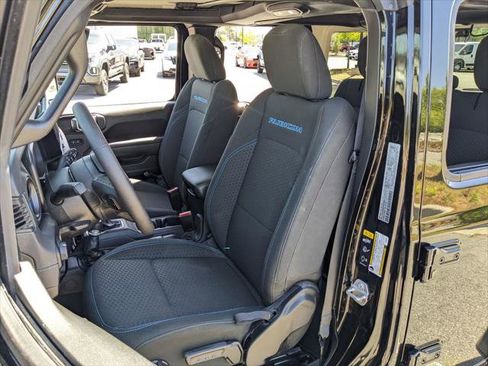 Certified 2025 Jeep Wrangler Unlimited Rubicon 4xe w/ Convenience Group image 35