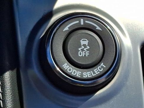 Used 2017 Chevrolet Corvette Z06 RWD image 24