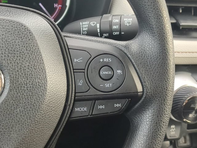 Certified 2024 Toyota RAV4 XLE w/ Convenience Package FWD image 30
