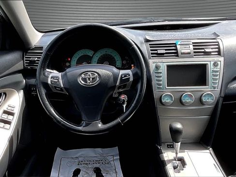 Used 2009 Toyota Camry SE FWD image 8