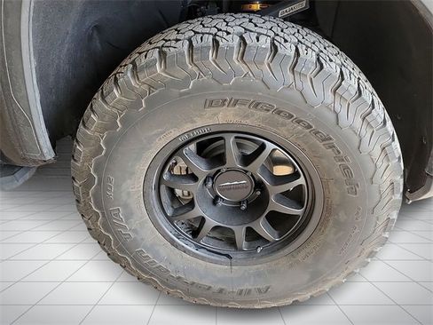 Used 2024 GMC Sierra 1500 Elevation image 5