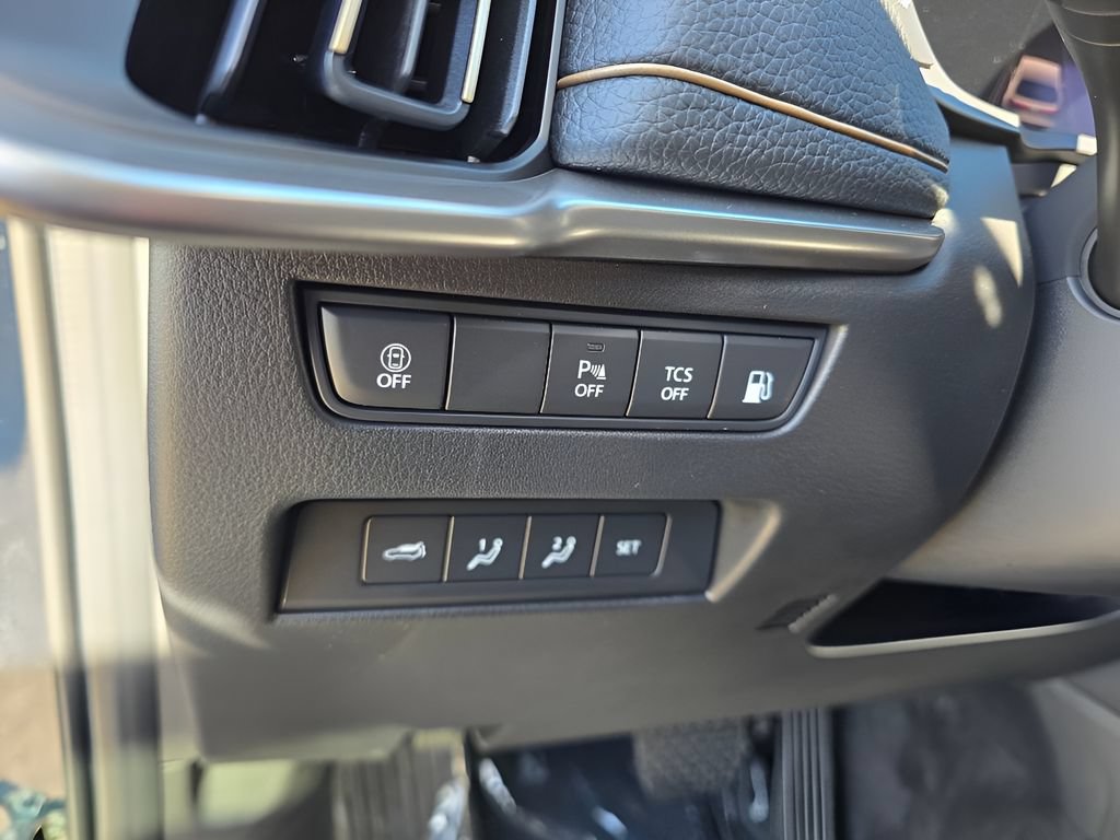 Used 2025 MAZDA CX-90 Plug-In Hybrid w/Premium Sport AWD/4WD image 18