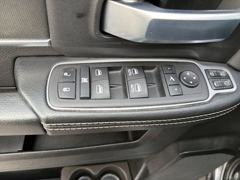 Used 2024 RAM 2500 Big Horn image 24