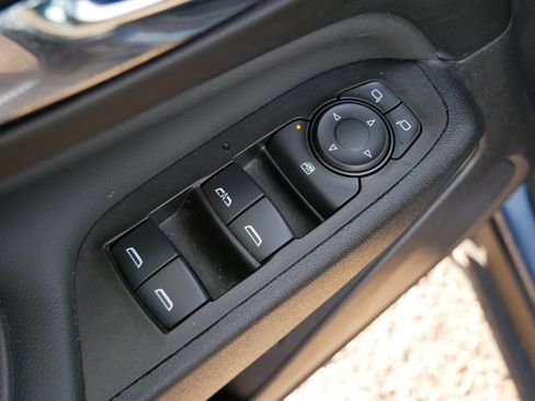 Used 2024 Chevrolet Equinox LT AWD/4WD image 13