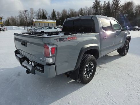 Used 2021 Toyota Tacoma TRD Off-Road image 25