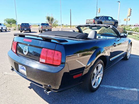 Used 2007 Ford Mustang GT RWD image 4