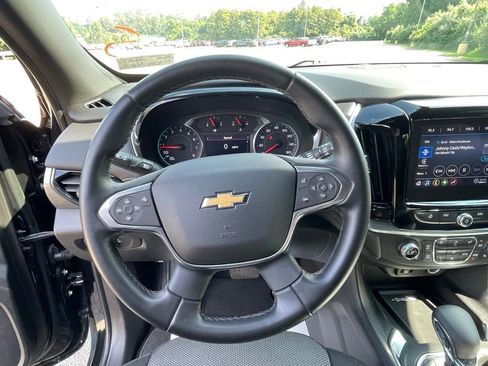 Used 2023 Chevrolet Traverse LT AWD/4WD image 33