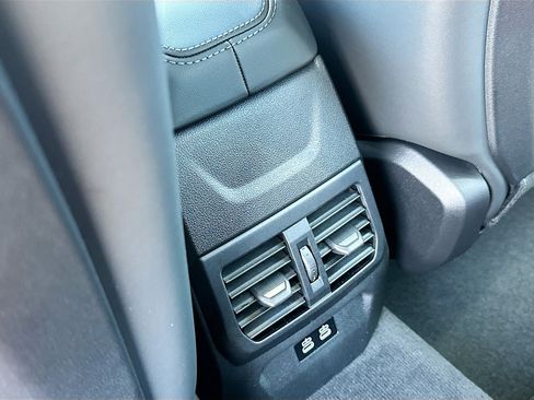 New 2025 BMW M235i xDrive w/ M Performance Package image 21