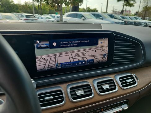 Used 2025 Mercedes-Benz GLE 350 4MATIC image 21