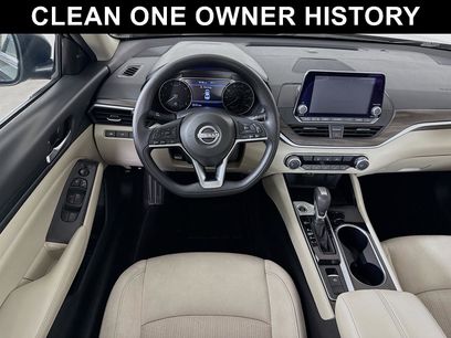 Used 2024 Nissan Altima 2.5 SV