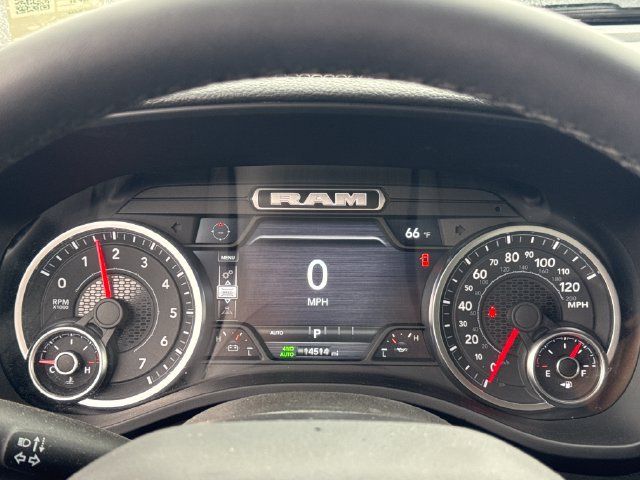 Used 2026 RAM 1500 Laramie AWD/4WD image 17