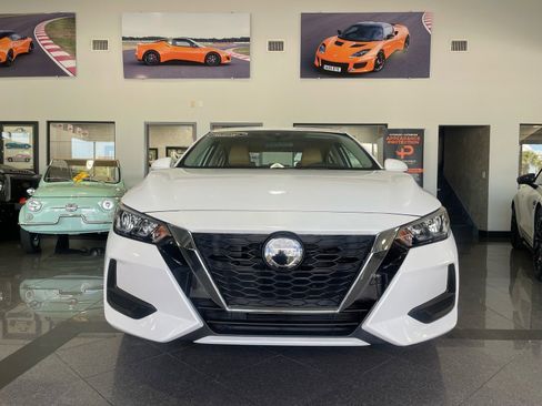 Used 2022 Nissan Sentra SV w/ SV Premium Package image 8