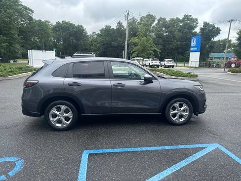 Used 2024 Honda HR-V LX image 9