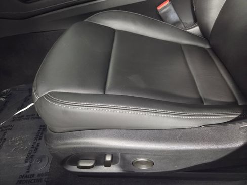 Used 2023 Cadillac CT5 Luxury RWD image 11