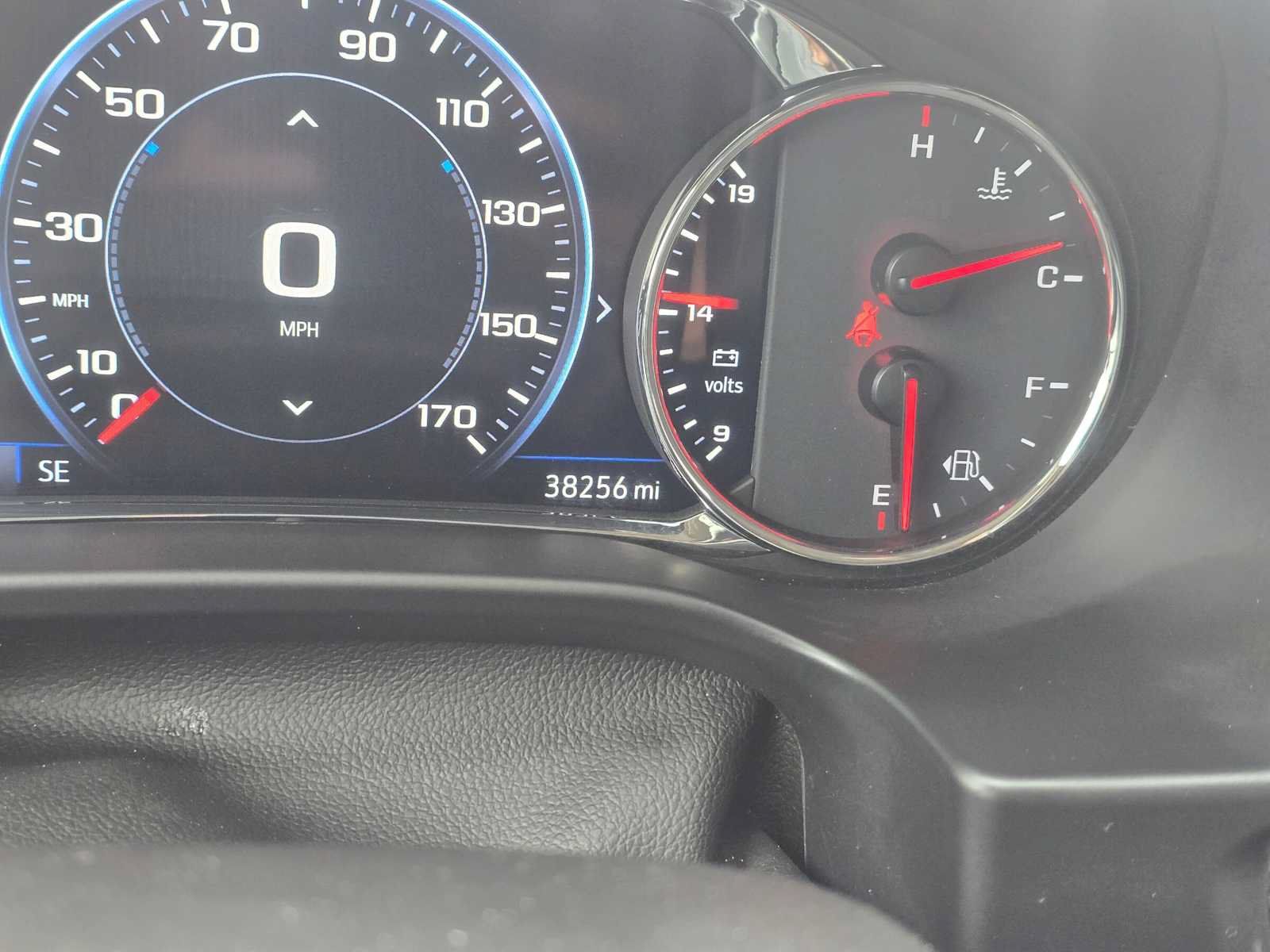 Used 2023 GMC Acadia Denali FWD image 27