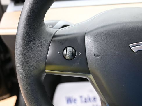 Used 2023 Tesla Model 3 Standard Range RWD image 18