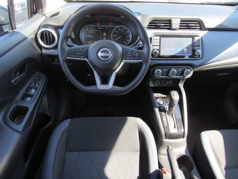 Certified 2023 Nissan Versa SV image 10