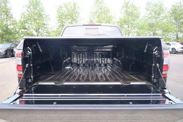 New 2026 Nissan Frontier 2WD Crew Cab image 22