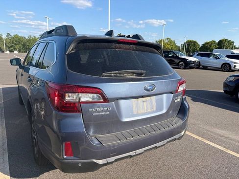 Used 2017 Subaru Outback 2.5i Limited AWD/4WD image 15