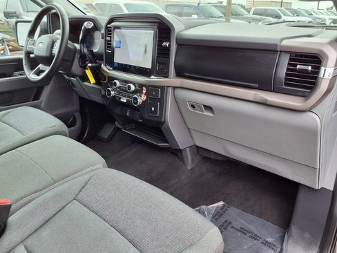 Used 2025 Ford F150 XLT w/ Equipment Group 301A Standard AWD/4WD image 29
