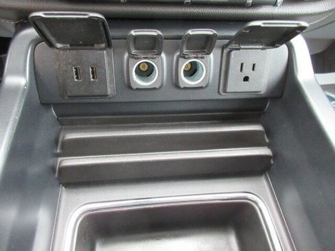 Used 2018 GMC Sierra 1500 SLT w/ SLT Premium Package AWD/4WD image 20