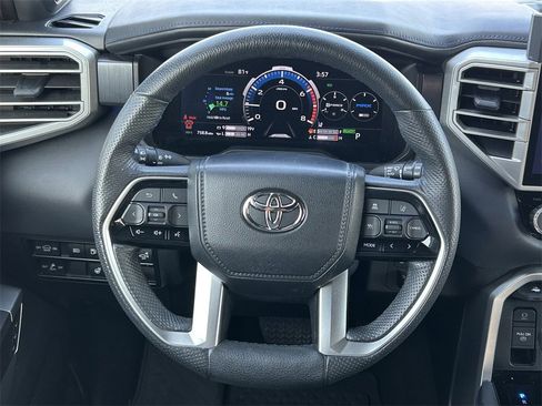 Used 2023 Toyota Sequoia Platinum image 51