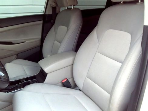 Used 2017 Hyundai Tucson Sport w/ Cargo Package AWD/4WD image 17