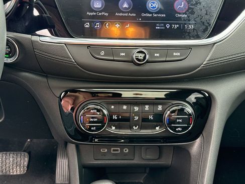 Certified 2023 Buick Encore GX Essence w/ Experience Buick Package FWD image 26