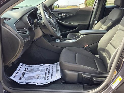 Used 2022 Chevrolet Malibu LS FWD image 3
