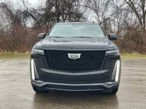 Certified 2022 Cadillac Escalade Sport Platinum w/ LPO, ONYX Package AWD/4WD image 8
