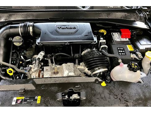 Used 2024 Jeep Compass Limited image 11