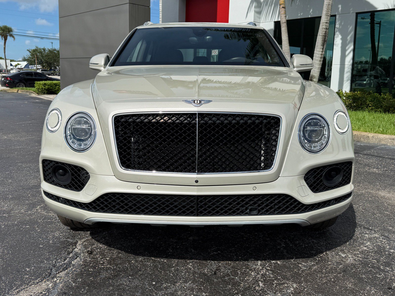 Used 2019 Bentley Bentayga AWD/4WD image 7