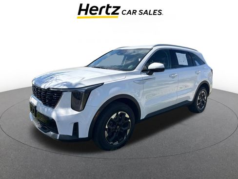Used 2024 Kia Sorento S image 1
