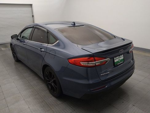 Used 2019 Ford Fusion SE w/ Equipment Group 151A FWD image 5
