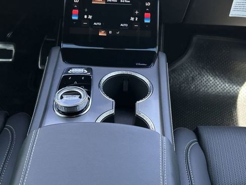 New 2026 Cadillac Vistiq Luxury image 20