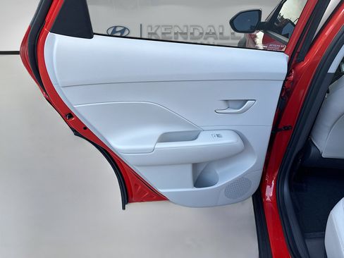 Certified 2024 Hyundai Kona SEL w/ Convenience Package image 23