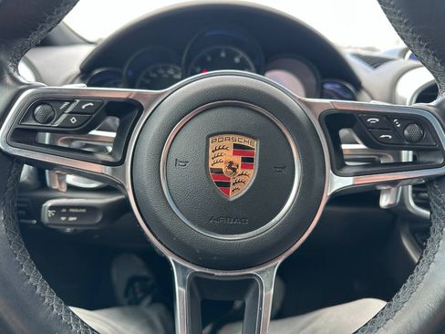 Used 2017 Porsche Cayenne Platinum Edition AWD/4WD image 21