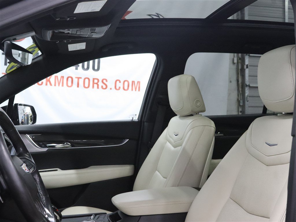 Used 2021 Cadillac XT6 Sport AWD/4WD image 20